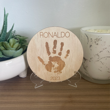 Load image into Gallery viewer, Children&#39;s Handprint Plaque
