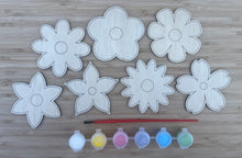 Load image into Gallery viewer, DIY Wooden Painted Flowers
